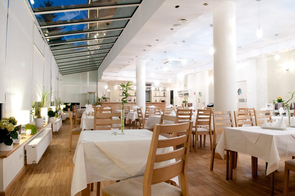 Hotel Cieplice Medi & Spa Jelenia Gora Exterior photo
