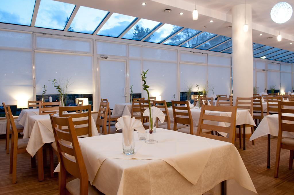 Hotel Cieplice Medi & Spa Jelenia Gora Exterior photo
